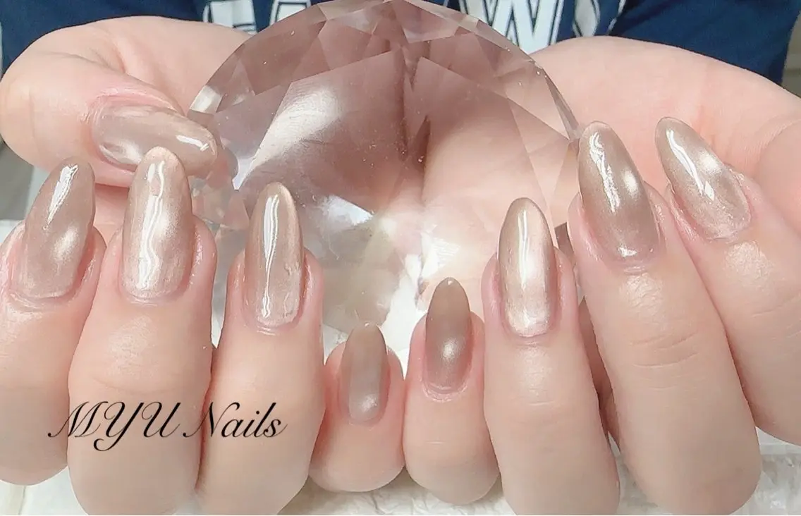 ネイル ジェルネイル マグネットネイル 持ち込み ニュアンスネイル パラジェル ハンドネイル ニュアンスネイル🌈 MYU Nailsのネイルデザイン