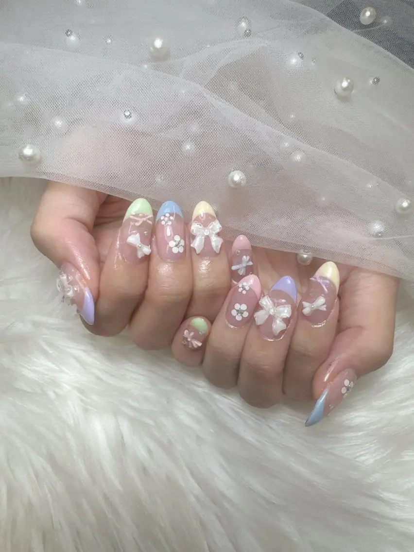 ネイル チークネイル ジェルネイル キラキラネイル 韓国ネイル 持ち込み Queeens nailのネイルデザイン
