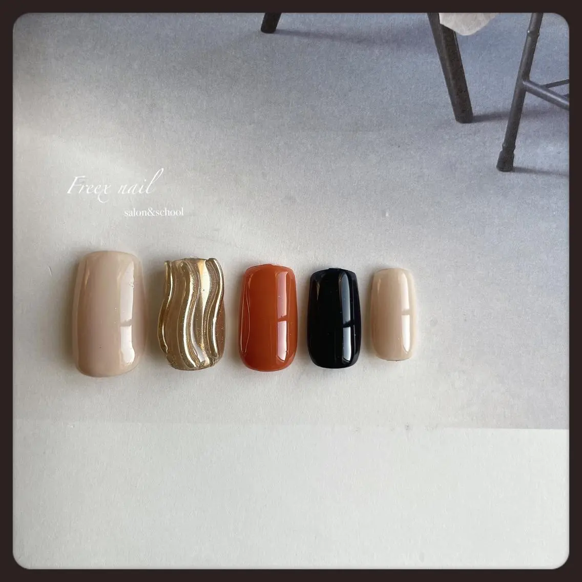 ネイル ミラーネイル ハンドネイル ハンドケア freex nail /ニュアンス/個性派のネイルデザイン