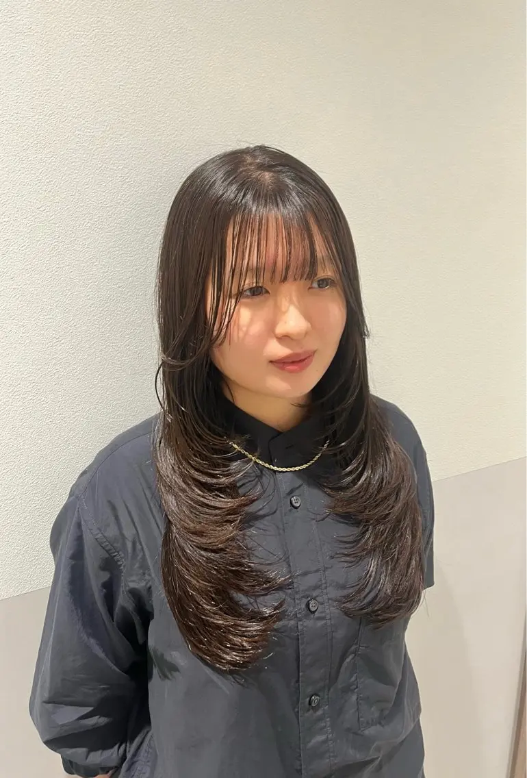 ロング 顔周りカット レイヤーカット ロング カット ヘアカラー トリートメント 大宮レイヤーカット× 透明感カラー　rioのヘアスタイル