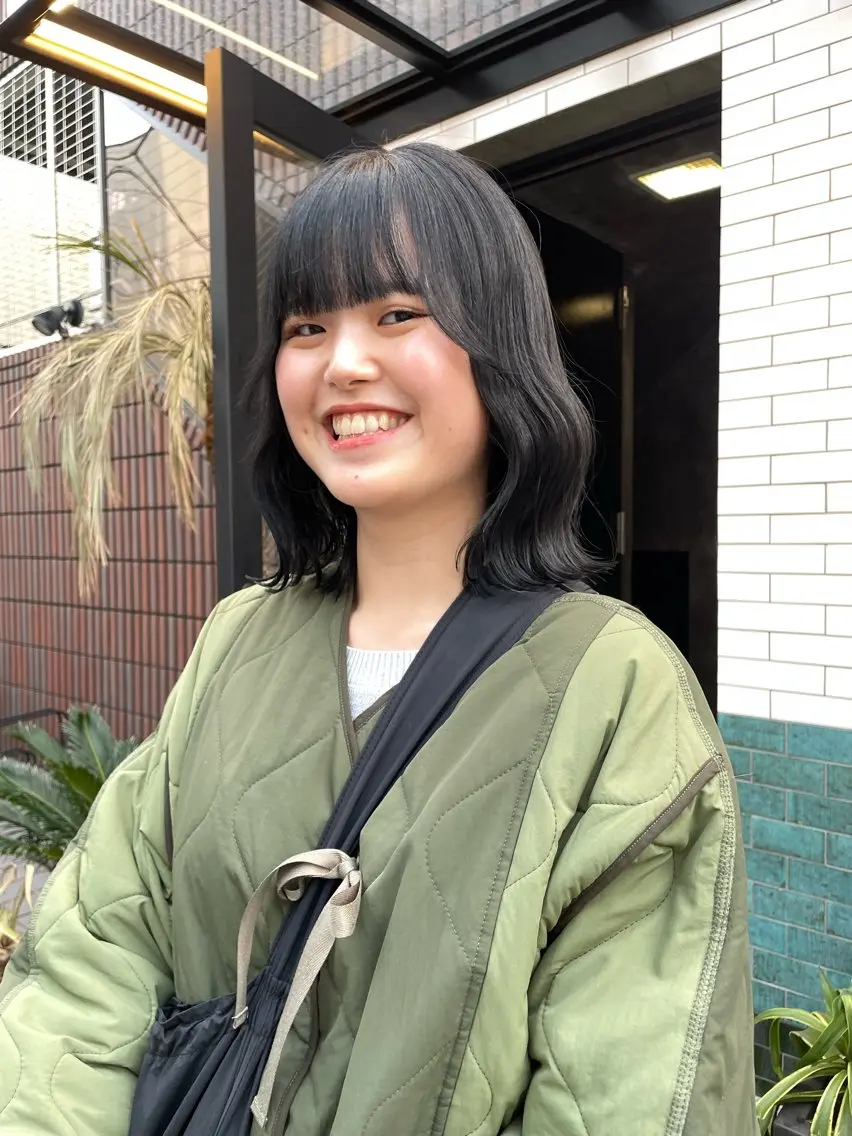 ミディアム カラー パーマ ヘアアレンジ ヘアカラー 縮毛矯正 トリートメント くびれレイヤー/艶 カラー　MADOKAのヘアスタイル