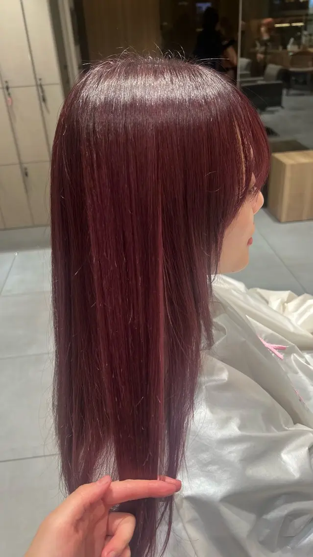 ロング カラー 及川 莉央のヘアスタイル