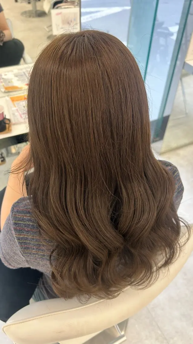 セミロング ヘアカラー トリートメント ハイトーン🌟/ 暖色カラー/あこ🎀のヘアスタイル