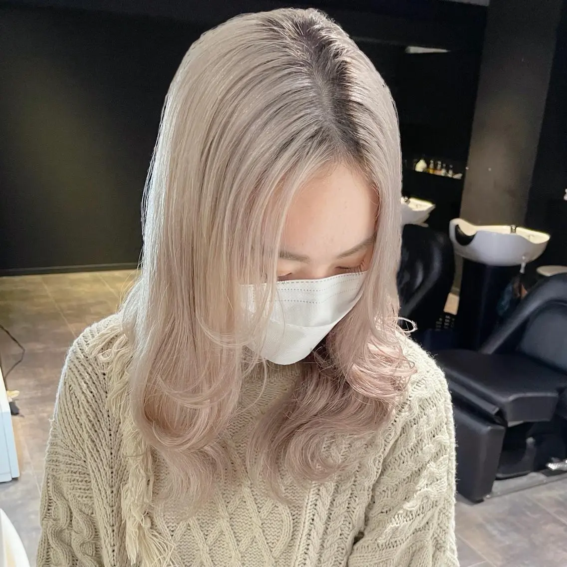 セミロング カラー ブロンド ホワイトブロンド ヘアカラー トリートメント ✨MiL✨ ✨心斎橋✨のヘアスタイル