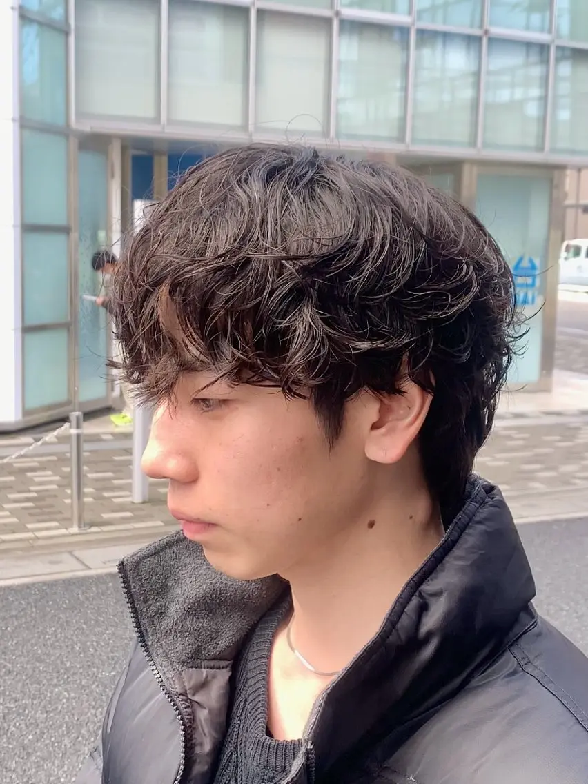 ショート パーマ メンズ メンズ韓国風 メンズパーマ 韓国風ヘア 藤田 明輝のヘアスタイル