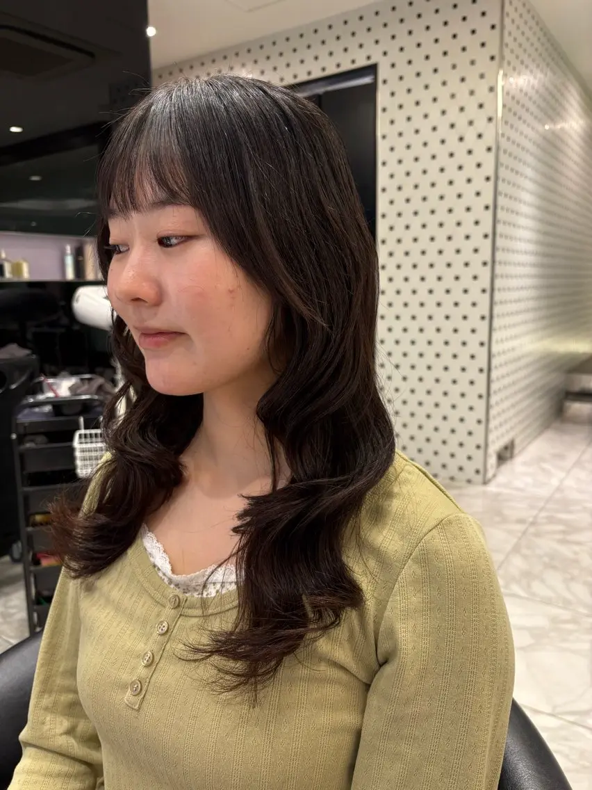 セミロング パーマ カット パーマ 韓国っぽ水光肌カラー マンツーマン🫧なおのヘアスタイル
