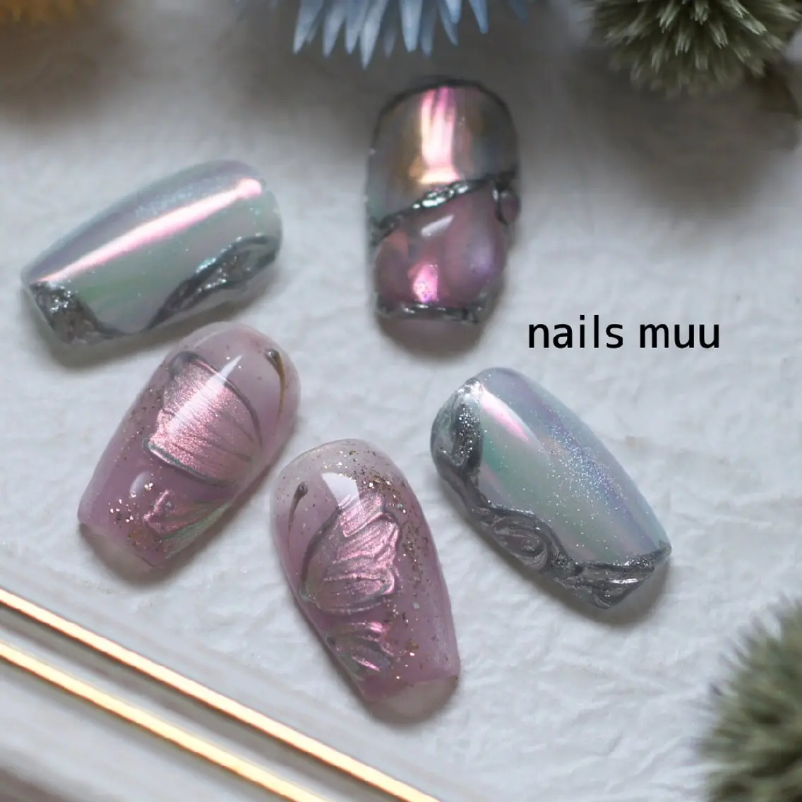 ネイル オーロラネイル マグネットネイル ミラーネイル パープル シルバー nails muu まゆのネイルデザイン