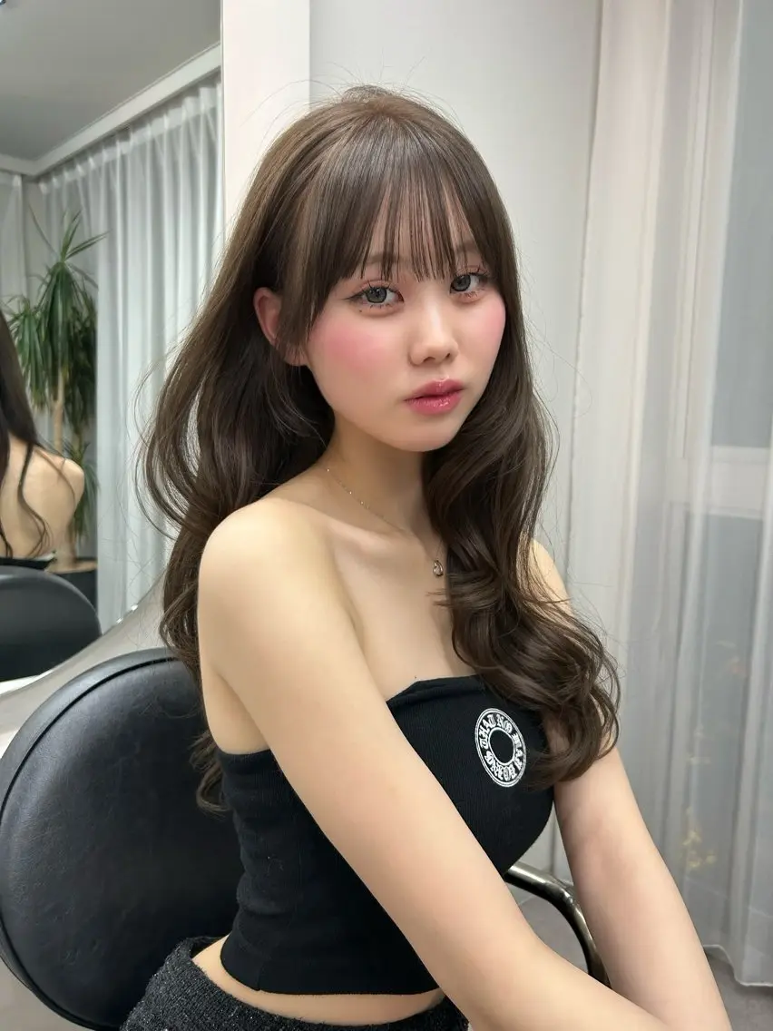 ロング SUZUSAレイヤー /透明感カラーのヘアスタイル