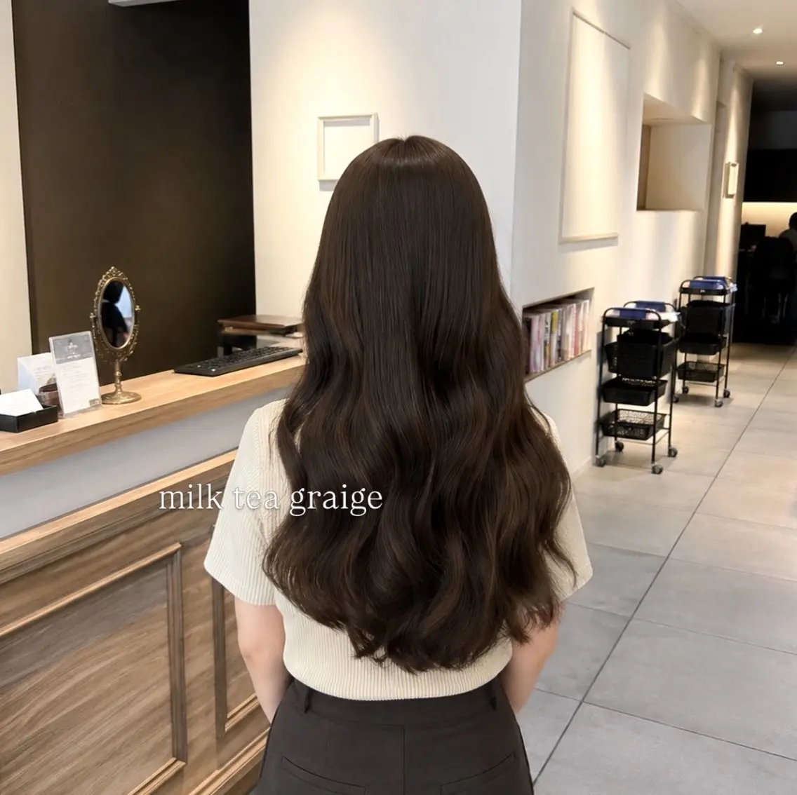 ロング カラー ブリーチ グレージュ ブリーチなしカラー ヘアカラー トリートメント 川越 輝梨奈のヘアスタイル