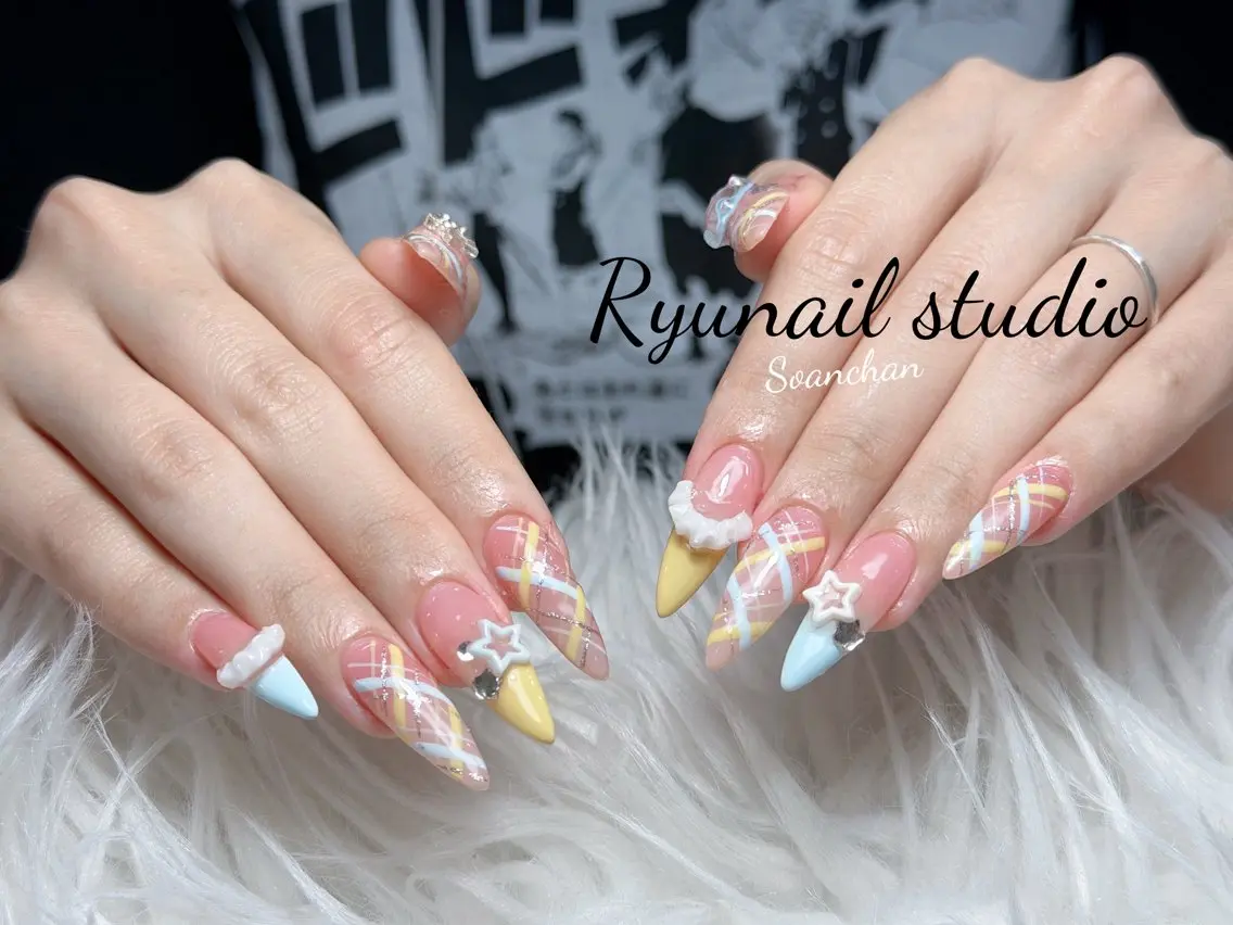 ネイル アートネイル ジェルネイル マグネットネイル ニュアンスネイル シンプルネイル ハンドネイル Ryu Nail NekoChanのネイルデザイン