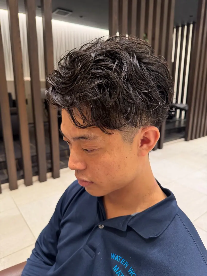 メンズ メンズパーマ カット パーマ トリートメント 荒木 郁実のヘアスタイル