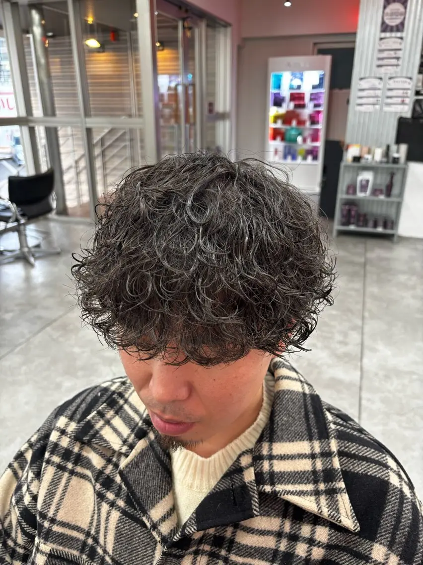 パーマ メンズ メンズ特化✨️ 韓国風パーマ🔥一八のヘアスタイル
