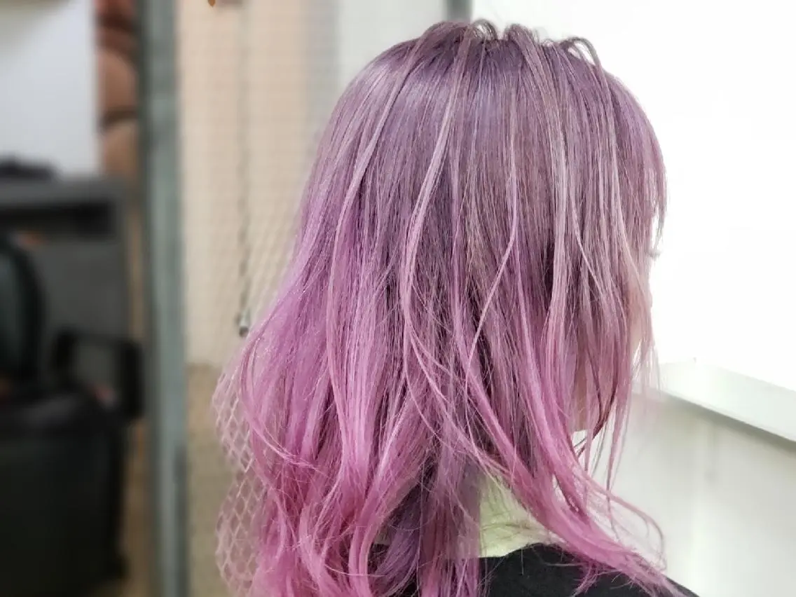 ミディアム カラー グラデーションカラー ピンクカラー バイオレットカラー バイオレットピンク 多田 遼太のヘアスタイル