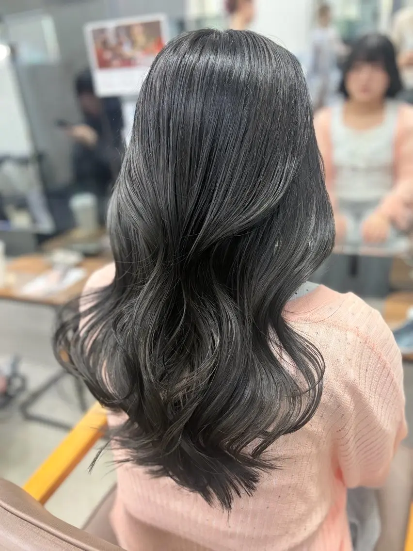セミロング カット ヘアカラー maya🇰🇷韓国 レイヤー/顔まわりのヘアスタイル