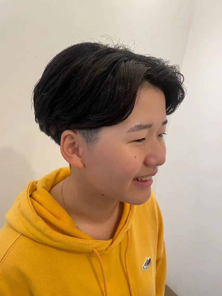 ショート 束感まつぱ🫧 なつき🫧のヘアスタイル