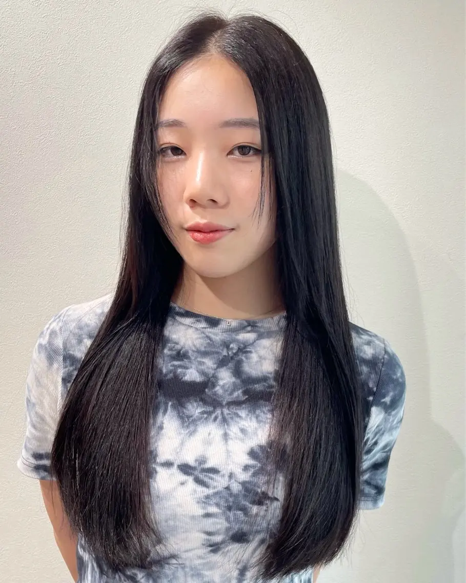 ロング カラー コトミ【メンズ】 【曲がる縮毛矯正】のヘアスタイル