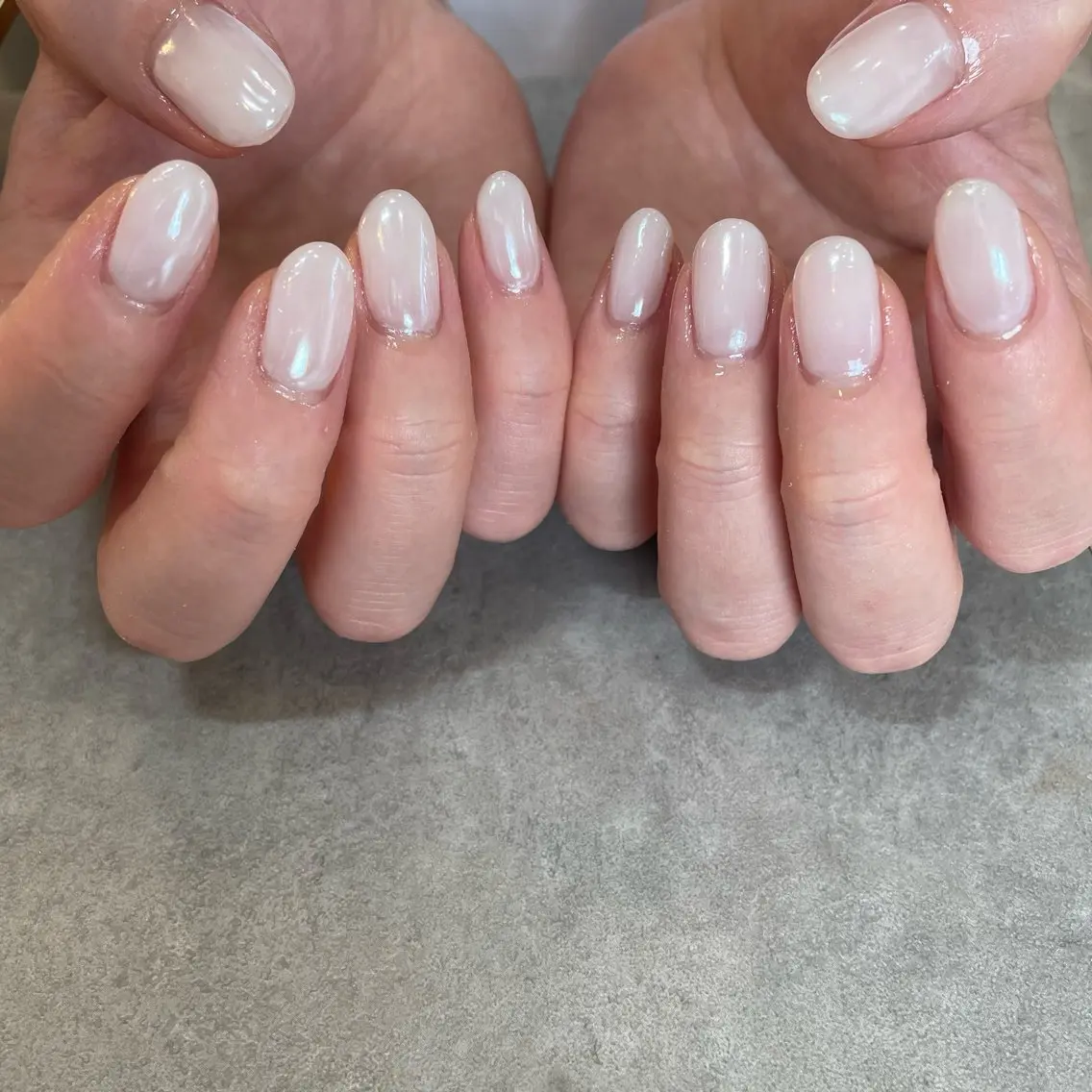 ネイル ホワイト Nail Salon Gummi.のネイルデザイン