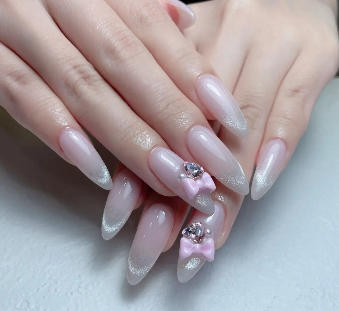 ネイル チークネイル フレンチネイル ジェルネイル ラメ(グリッター) ラメグラデーション 中野駅から2分 MEO NAILのネイルデザイン