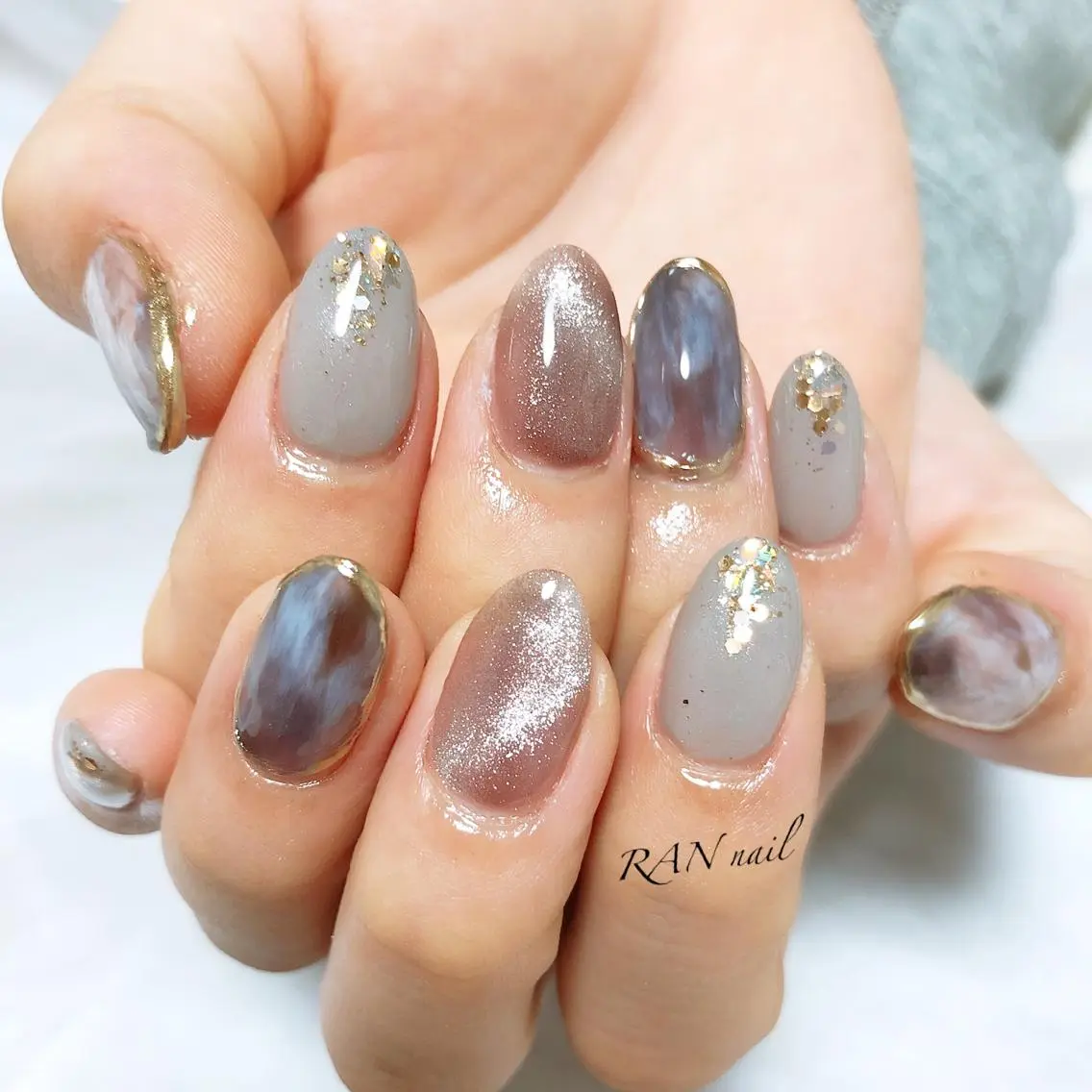 ネイル フットネイル ラメ(グリッター) ミラーネイル ニュアンスネイル オフィスネイル ハンドネイル フットネイル RAN nailのネイルデザイン
