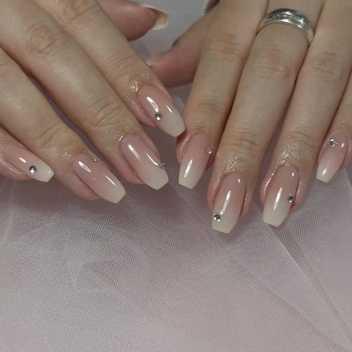 ネイル ハンドネイル NAIL303 🛼 SHIORIのネイルデザイン