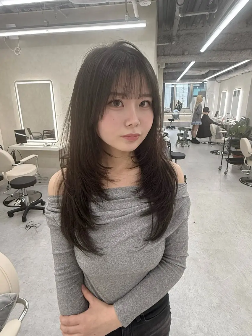 ロング レイヤーカット カット トリートメント レイヤー/縮毛矯正 /新宿/佐藤巧己✨のヘアスタイル