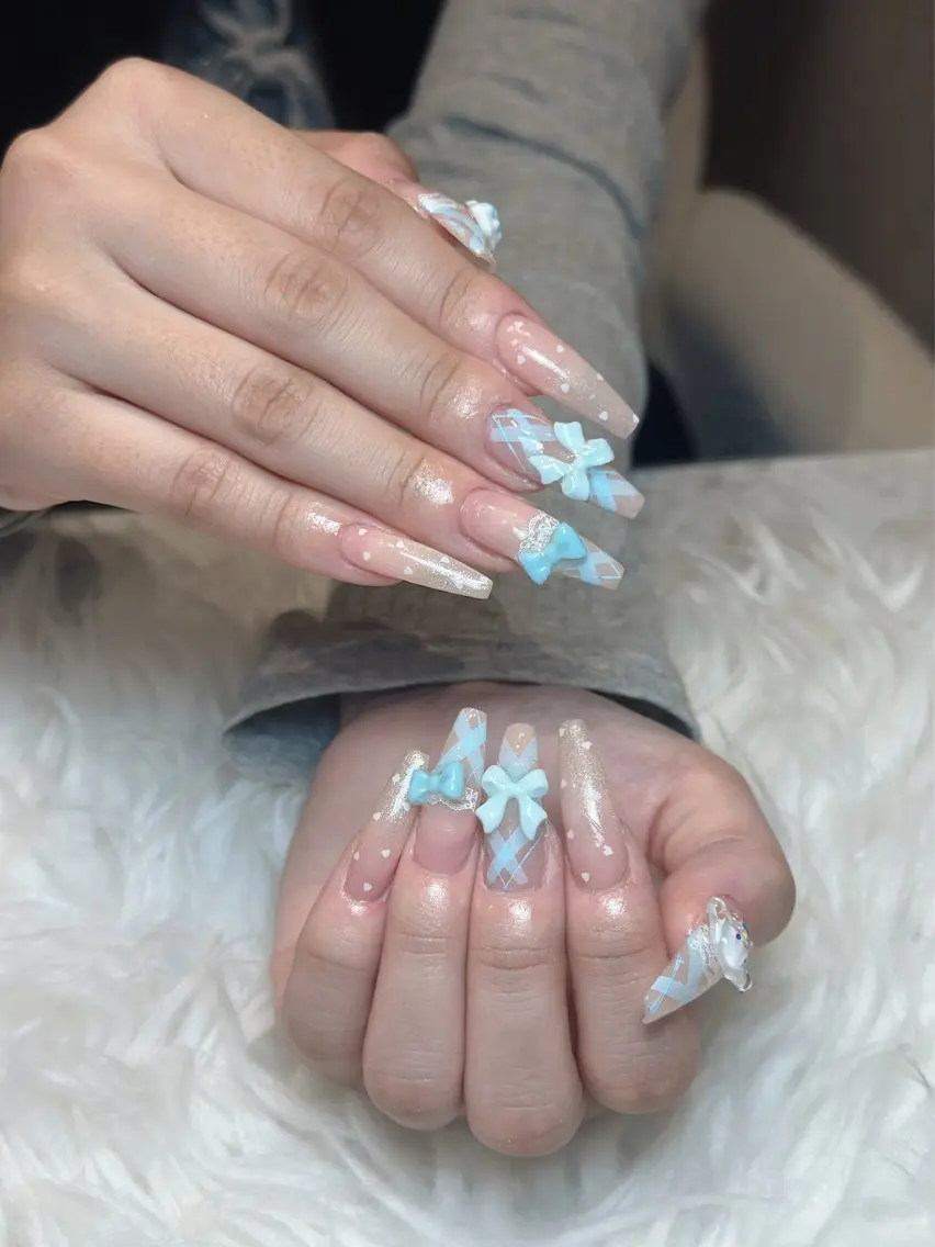 ネイル チークネイル ドット フレンチネイル グラデーション ハート ハンドネイル ハンドケア Eli Muse 新宿ネイルのネイルデザイン