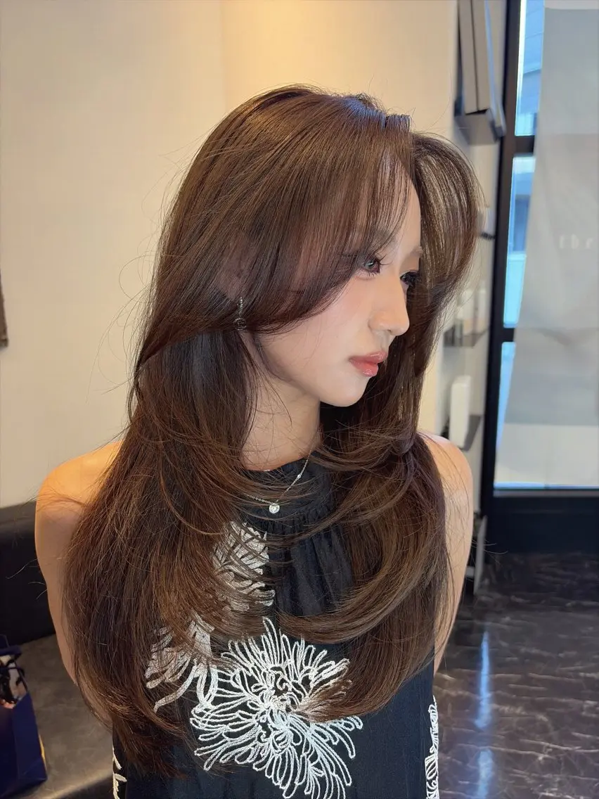 ロング カット ヘアカラー トリートメント 海野翔吾🇨🇳 ワンホンレイヤーのヘアスタイル