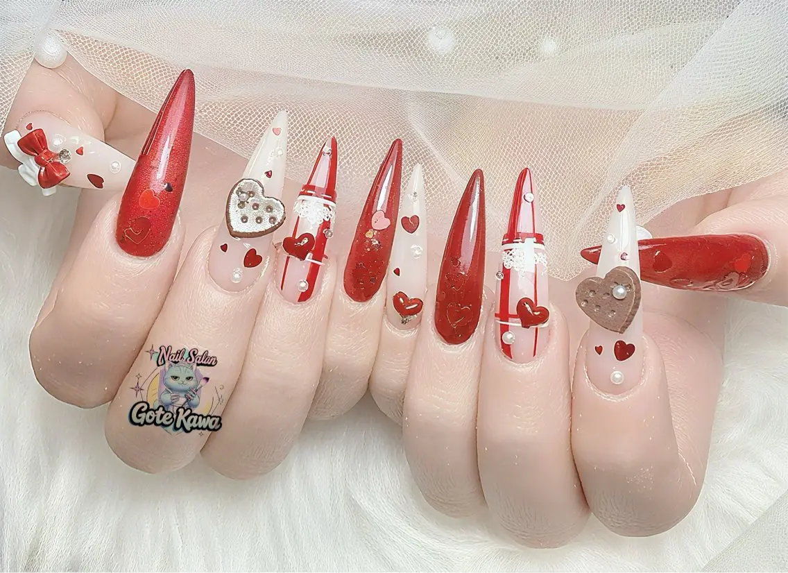 ネイル ハート ホログラムネイル レース 赤色 ワンホンネイル ハンドネイル ハンドケア Gote Kawa nail salonのネイルデザイン