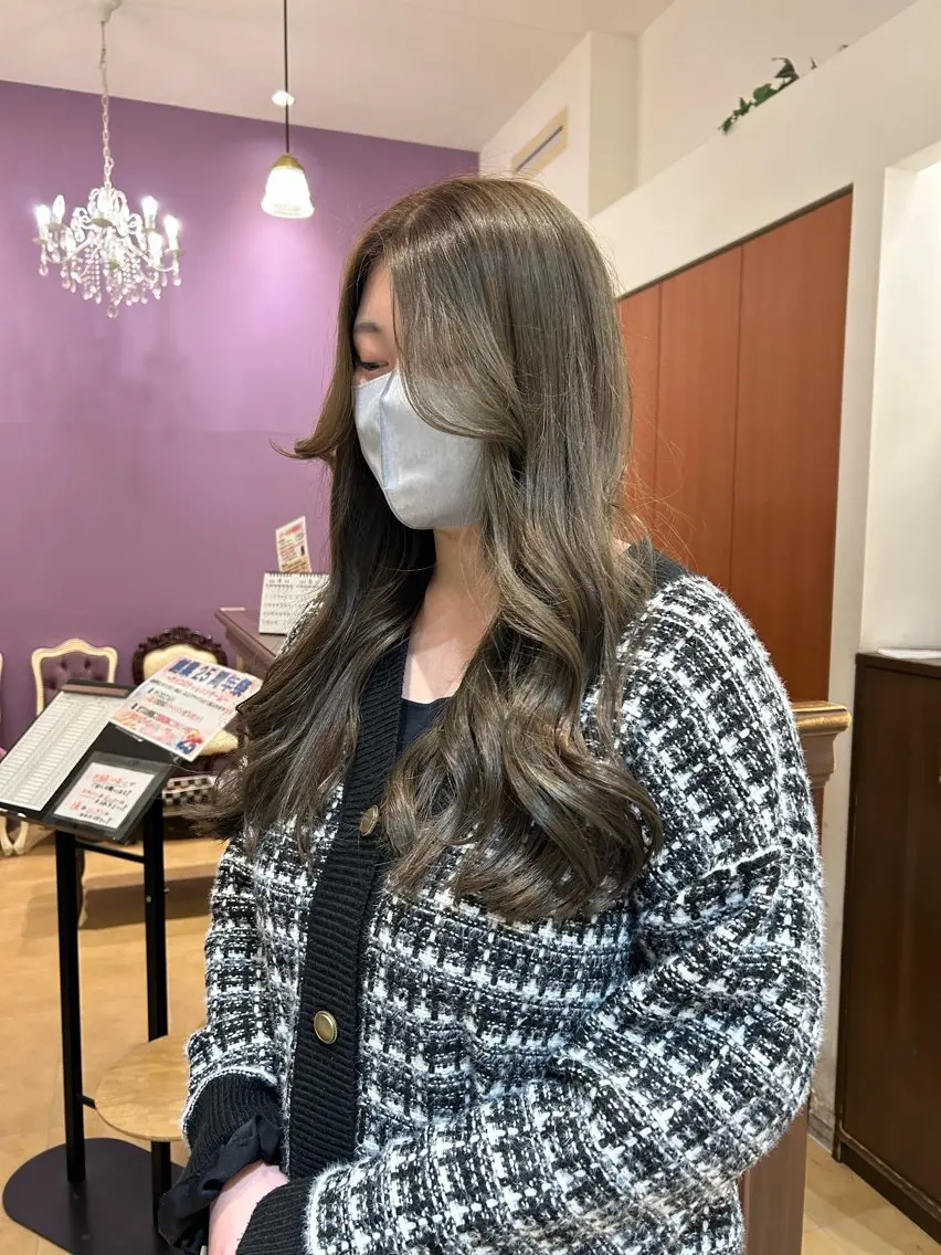 カット+カラー+トリートメント+処理剤トリートメントの写真