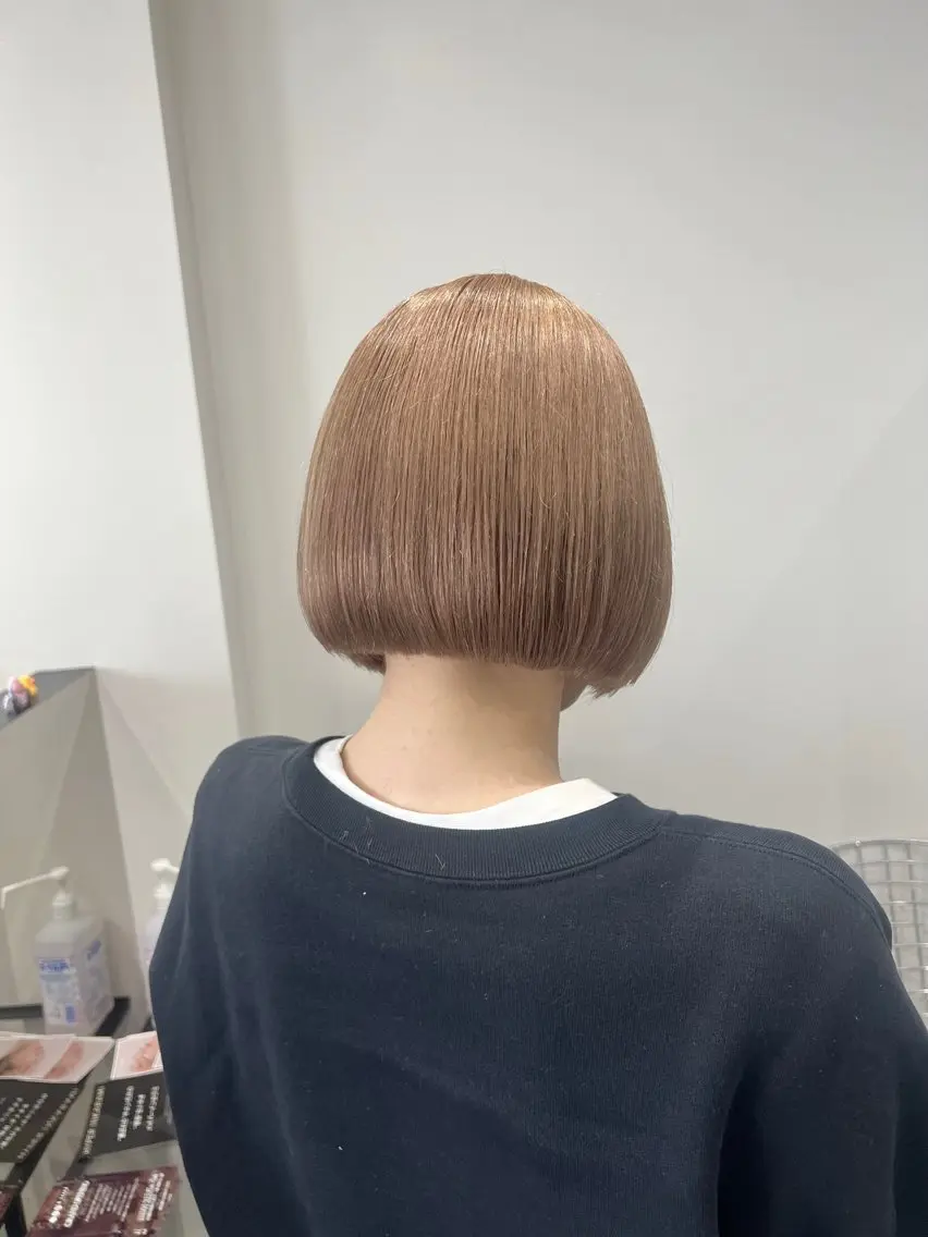 カラー SALOWIN栄 高須大貴のヘアスタイル