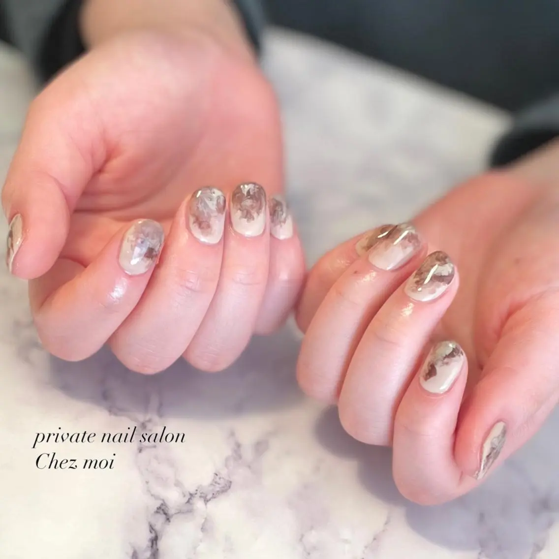 ネイル ニュアンスネイル KOMINE TOMOKOのネイルデザイン