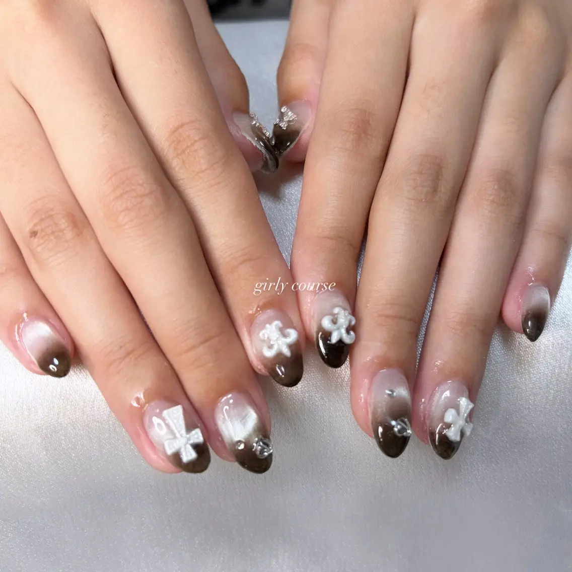 ミディアム ハンドネイル soin.nail aiのネイルデザイン