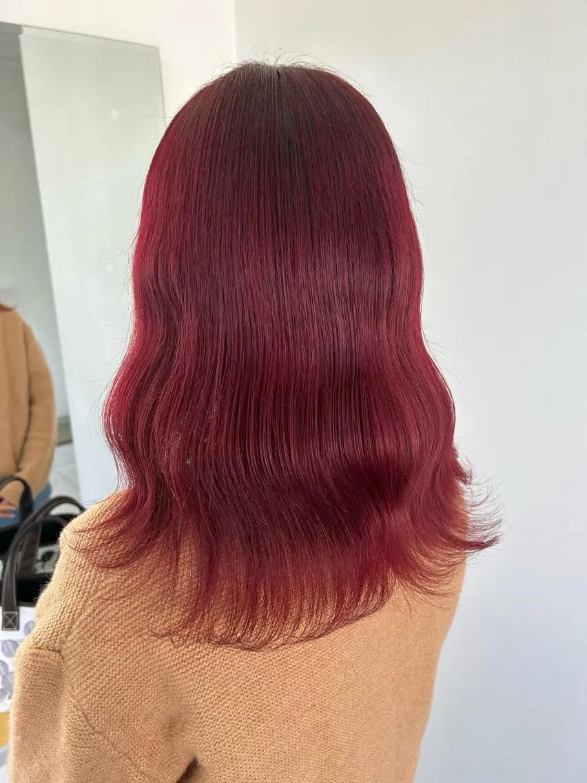 セミロング 小澤 志穂のヘアスタイル