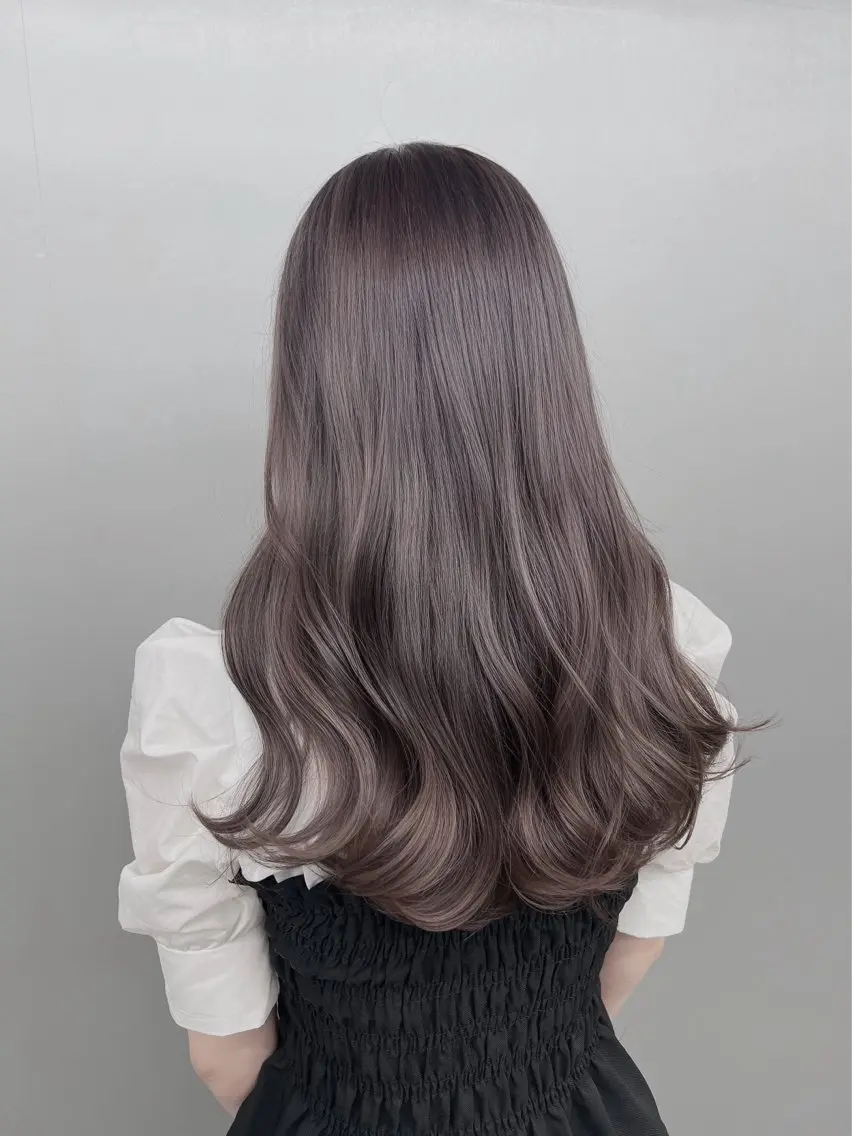 カラー グレージュ ヘアカラー トリートメント 透明感/グレージュ/ ベージュ/るな🪽のヘアスタイル