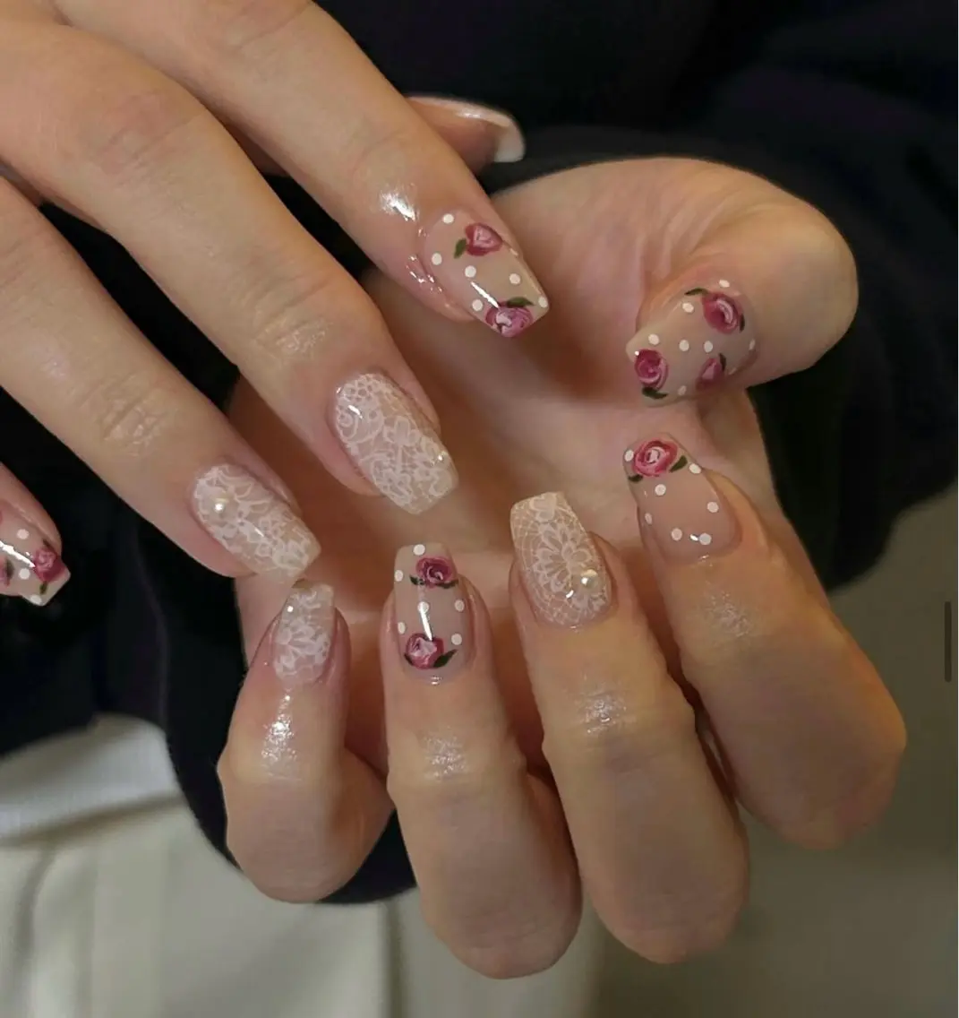 ネイル ハンドネイル NiJi Nailsのネイルデザイン