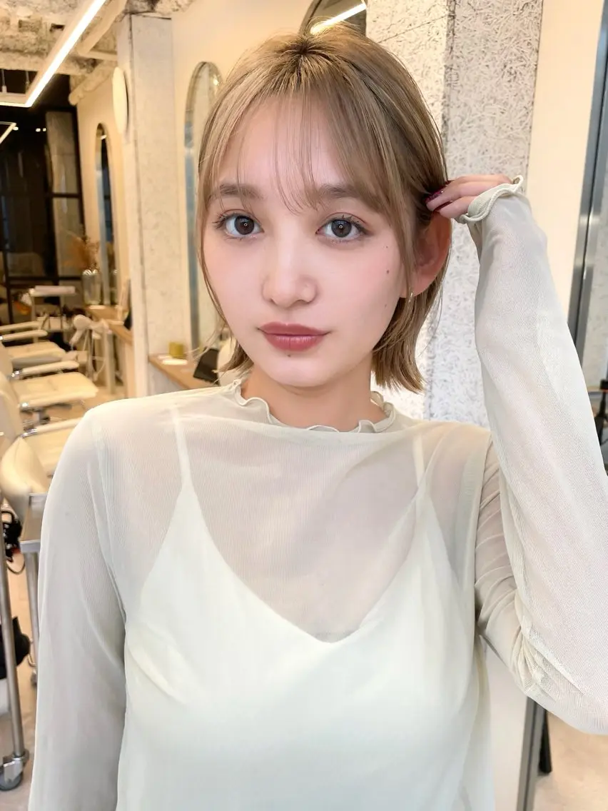ショート ボブレイヤー ボブ くびれヘア 韓国風ヘア レイヤーカット カット ヘアカラー 結べるレイヤーボブ くびれLady表参道のヘアスタイル