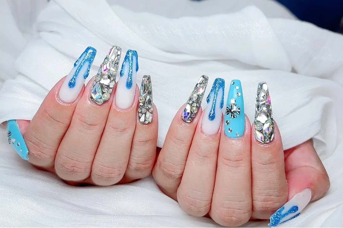 ネイル 🎀M nails✨ ビューティーのネイルデザイン