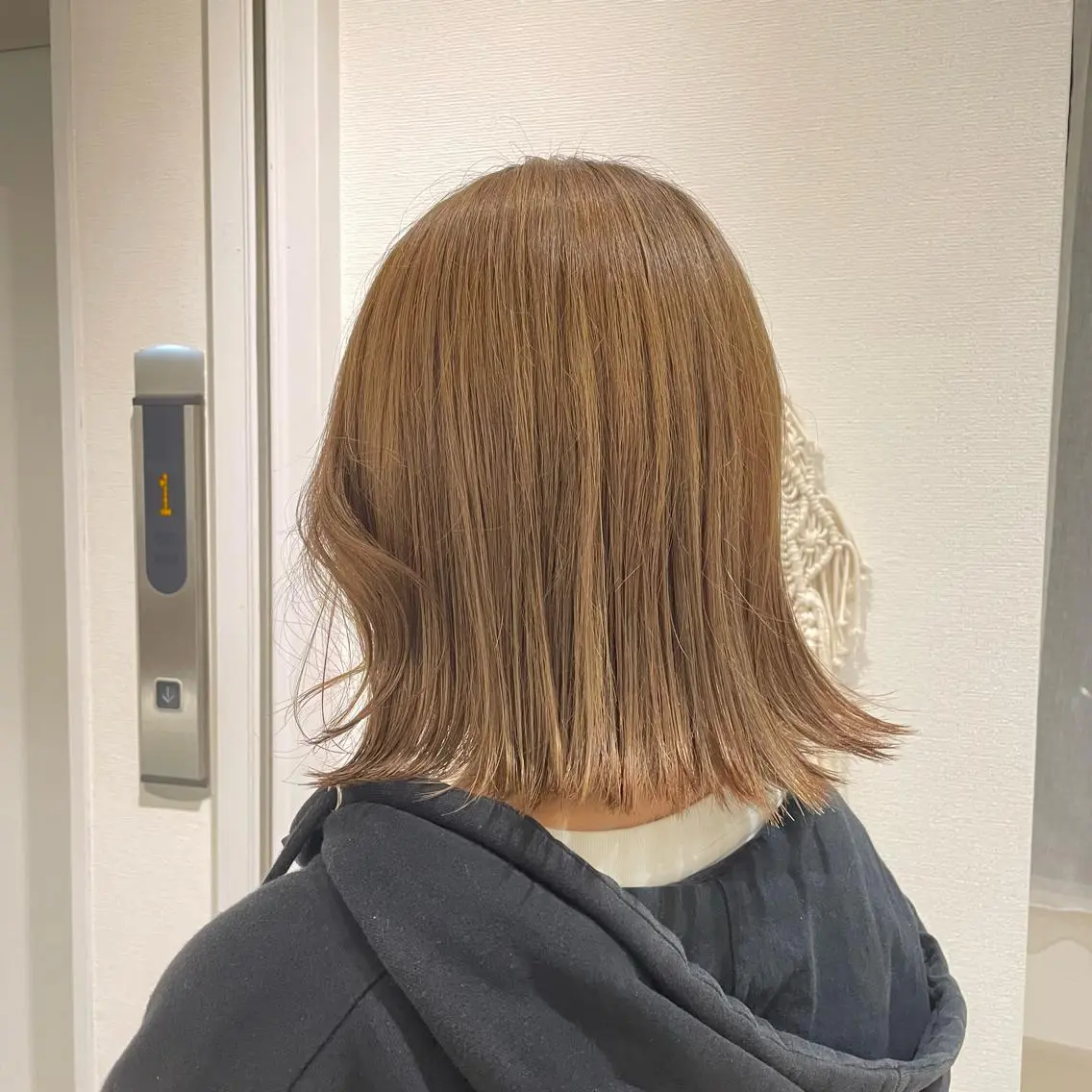 ミディアム カラー ベージュカラー Mens cut Hannaのヘアスタイル