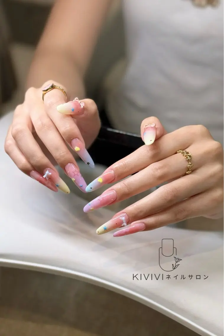 ネイル ハンドネイル Kivivi ネイルサ口ンのネイルデザイン