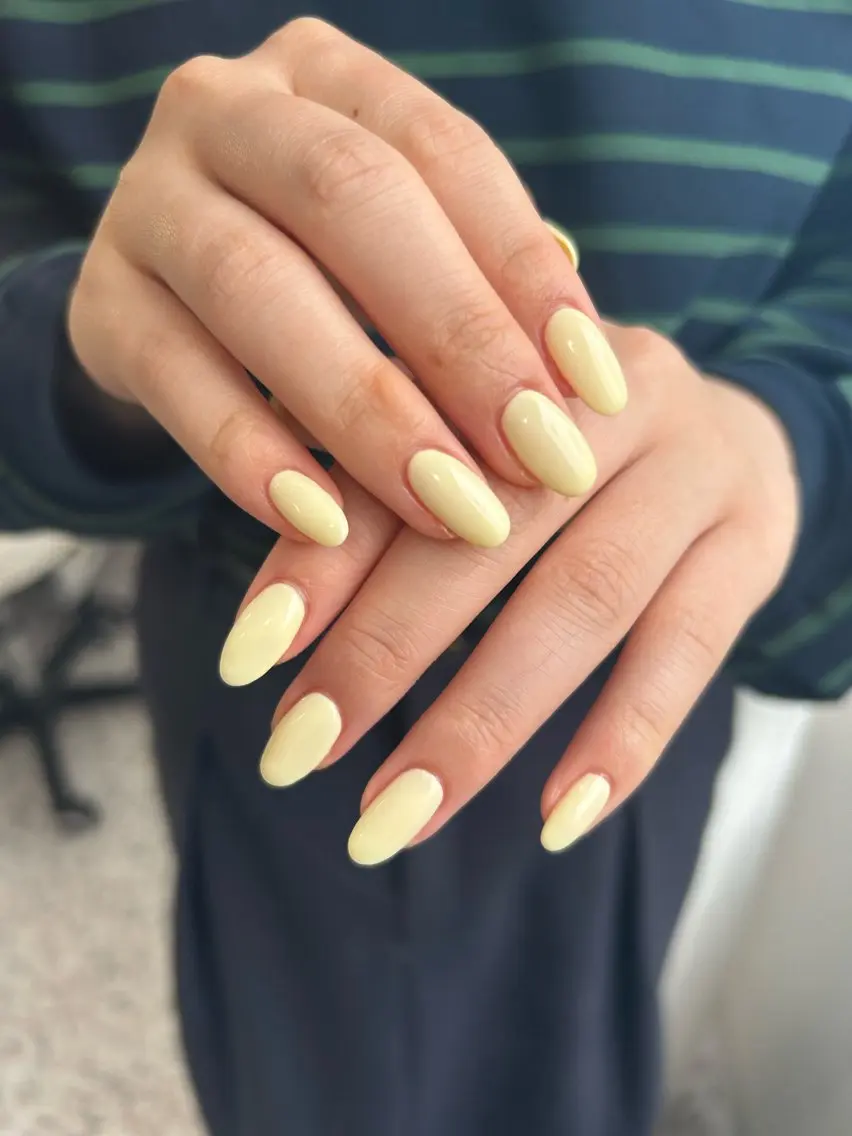 ネイル ハンドネイル 小松 千冬のネイルデザイン