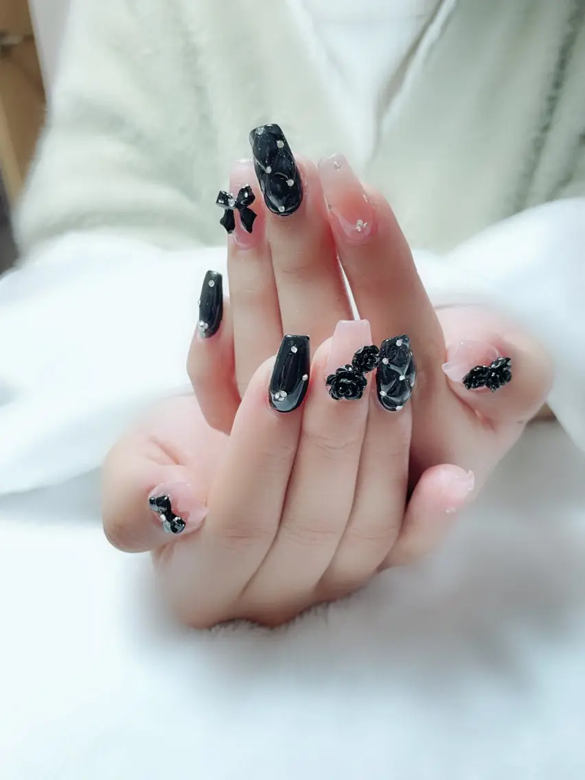 ネイル Amina nail salonのネイルデザイン
