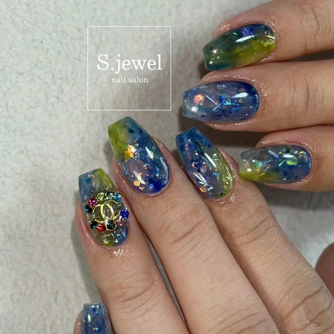 ネイル S. JEWELのネイルデザイン