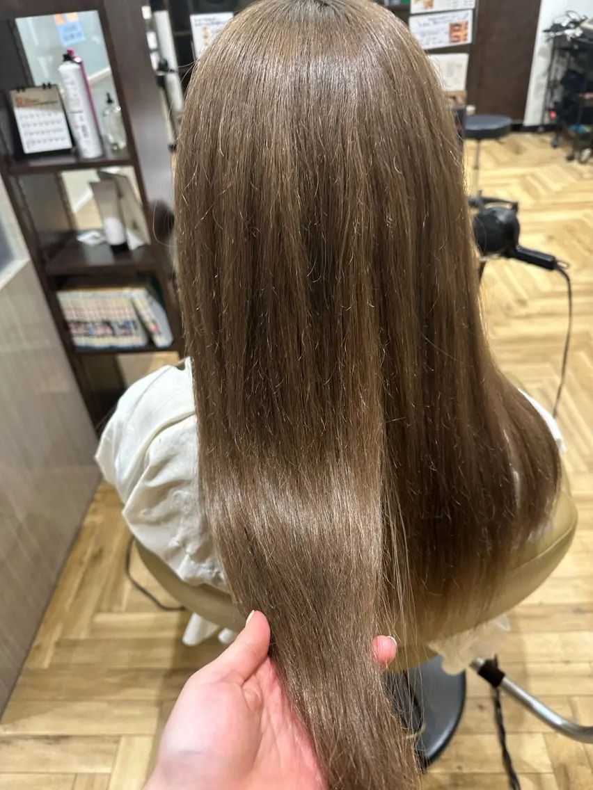 ロング ヘアカラー arl 豊田店のヘアスタイル