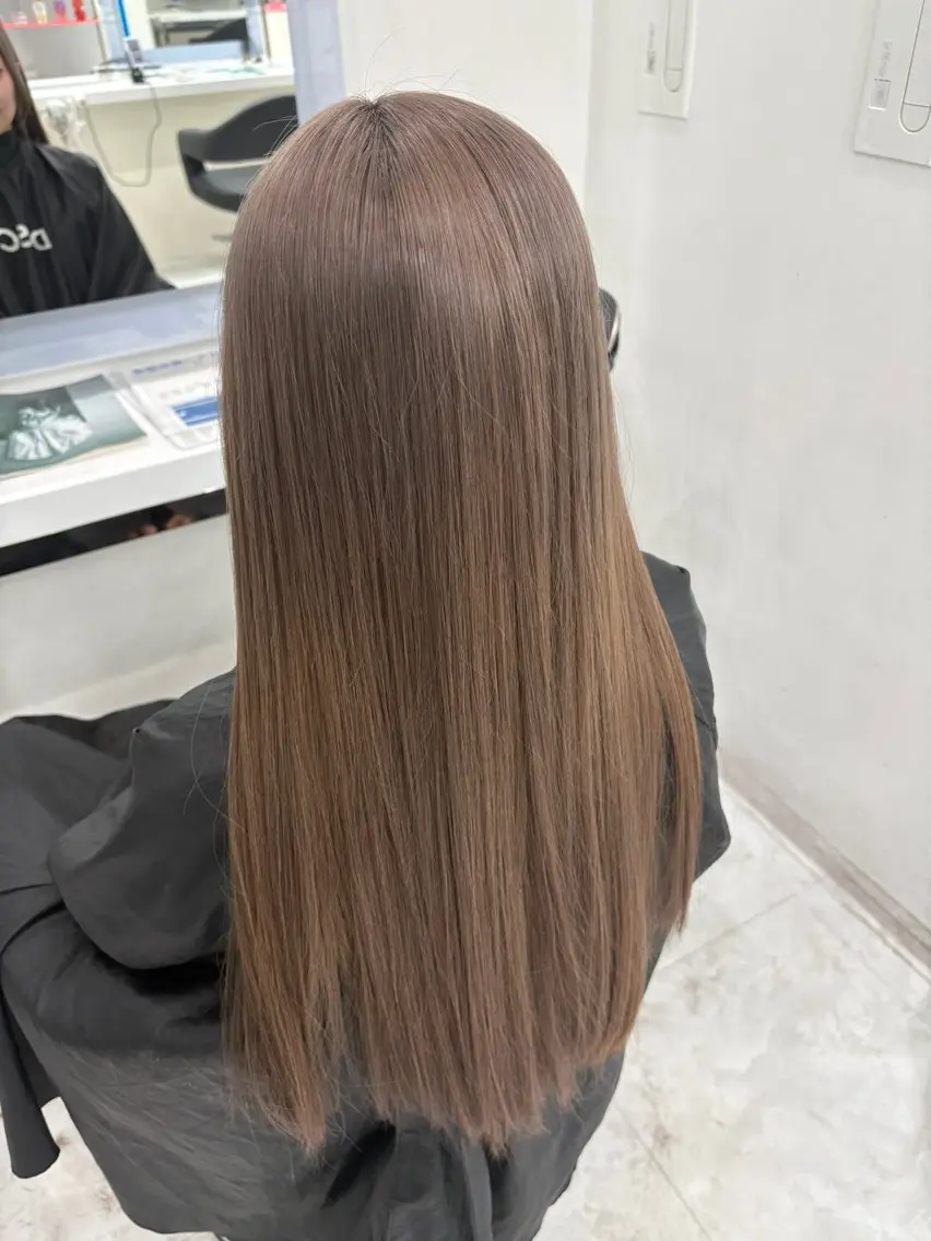 ロング カラー ヘアカラー 野口 楓華のヘアスタイル