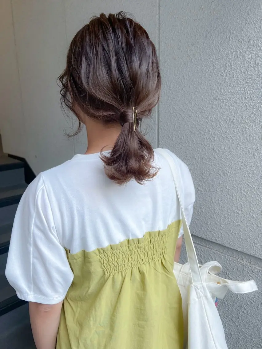 ミディアム カラー ヘアアレンジ グラデーションカラー 簡単アレンジ カラーパティシエ facce🌼ikoのヘアスタイル