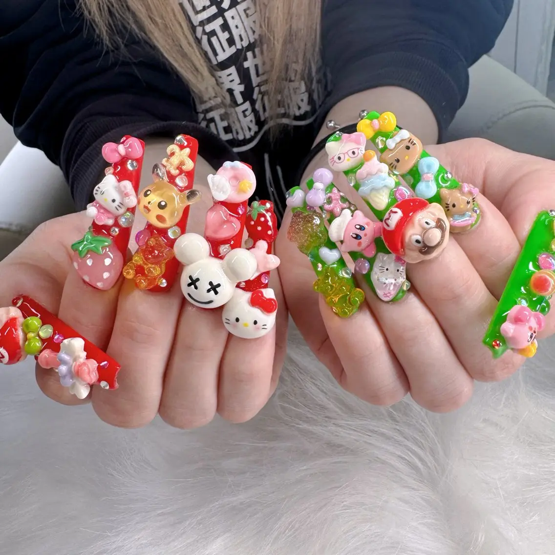 ネイル チークネイル クリアネイル ガーリー キラキラネイル 韓国ネイル ハンドネイル princess スカルプ専門店のネイルデザイン