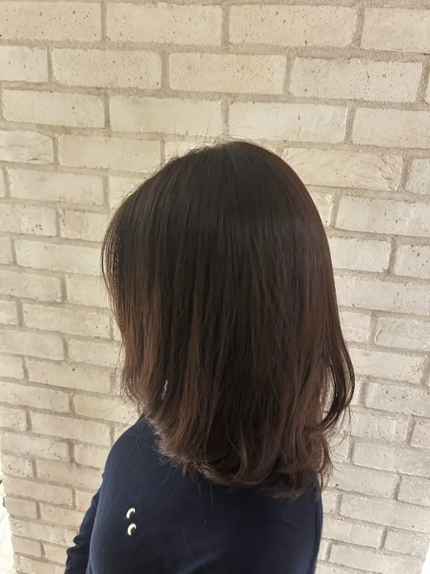 ミディアム パーマ ミディアムレイヤー ミディアムパーマ レイヤーカット カット パーマ 田島 穂乃花のヘアスタイル