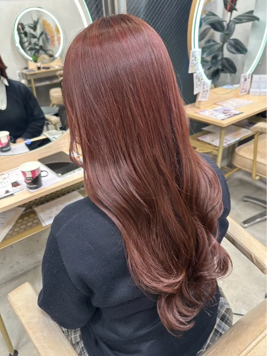 カラー ピンクカラー 赤沼 未来のヘアスタイル