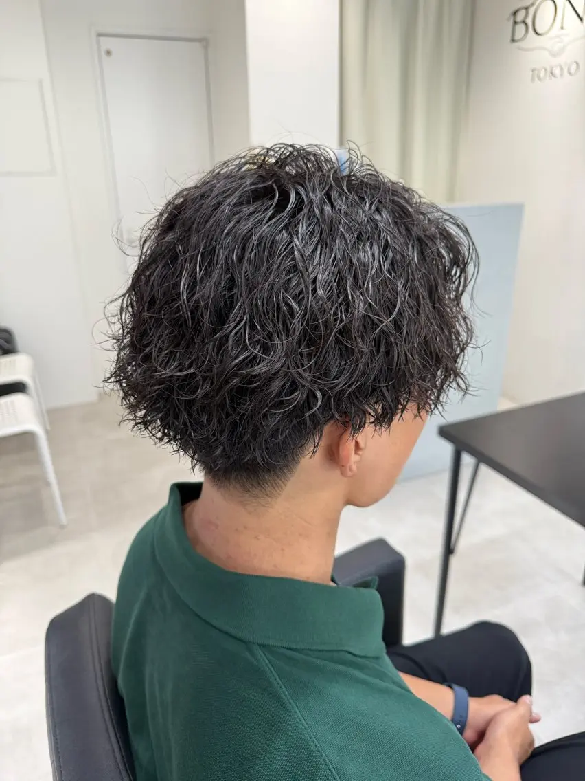 メンズ メンズパーマ 波巻きパーマ カット パーマ メンズ特化渋谷💈 平床大雅のヘアスタイル