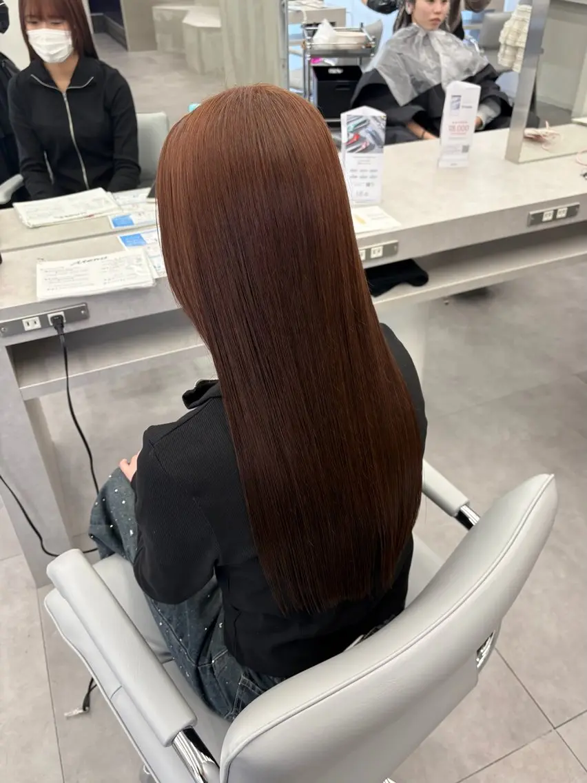 【大人かわいい艶感🪼】ナチュラルワンカラー🫧＋Aujuaトリートメント✨🎀＋カット💇‍♀️の写真